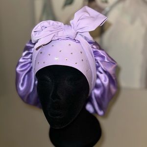 Bow tie satin bonnet